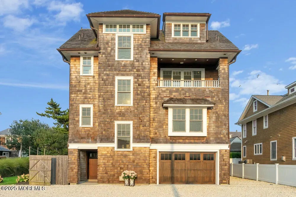 985 Ocean Avenue, Mantoloking