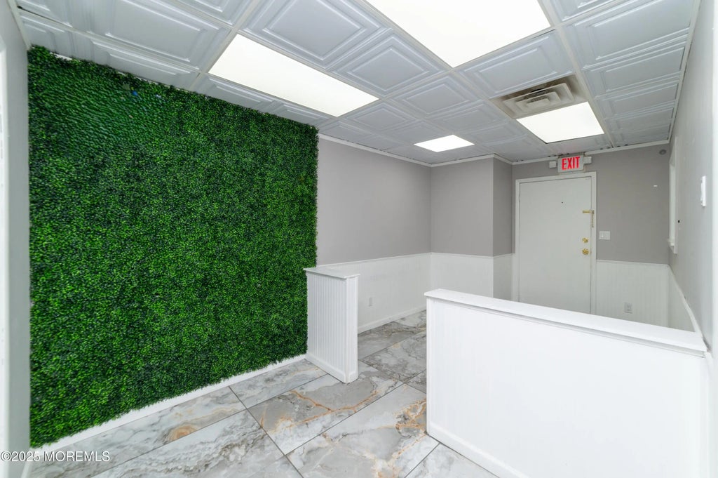 239 Avenel Street Suite 2, 4, Avenel