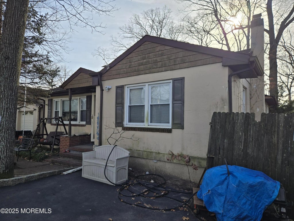 731 Bay Avenue, Toms River