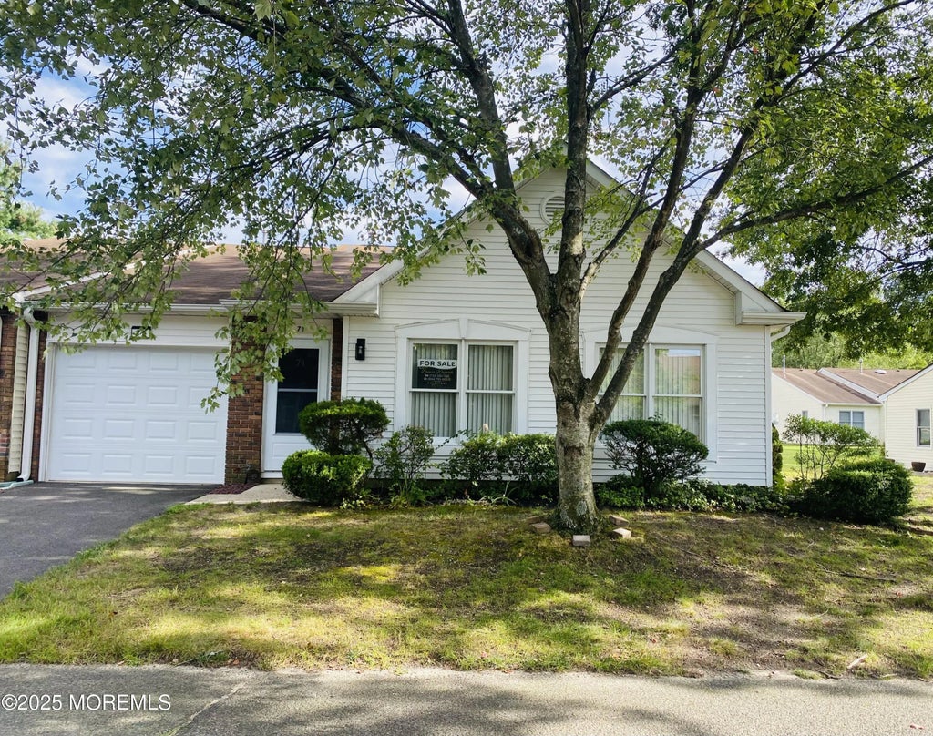 71 Jean Street, Lakewood