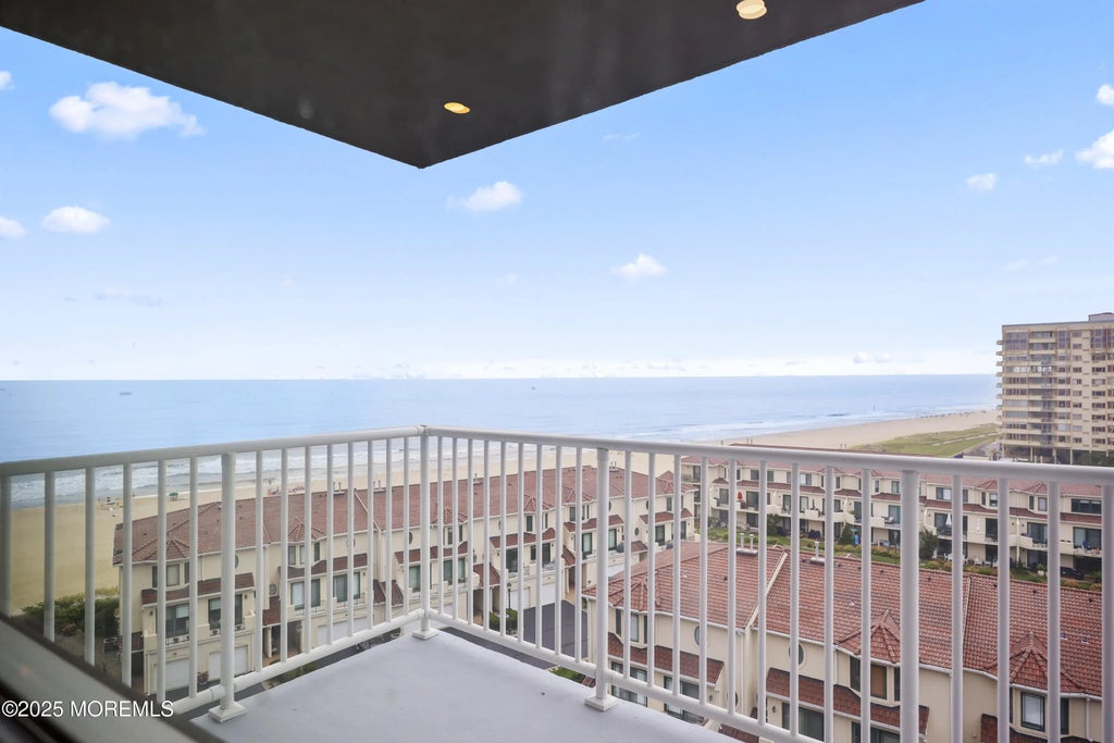 675 Ocean Avenue #9f, Long Branch