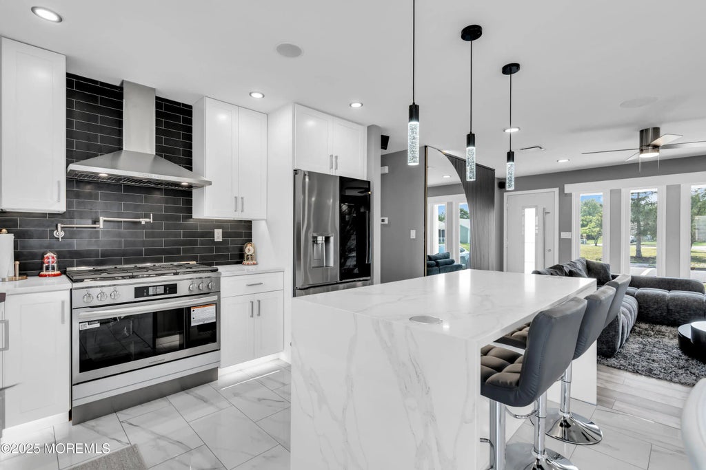 16 Whitmore Drive, Toms River