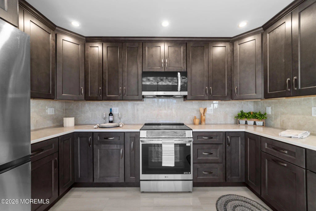 398 Fuchsia Plaza 398c, Monroe