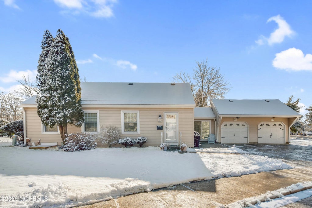 166 Cours De Lorraine D, Freehold