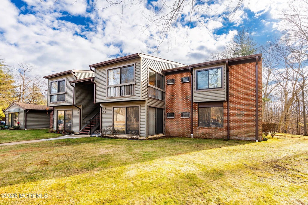 41 Western Reach, Red Bank