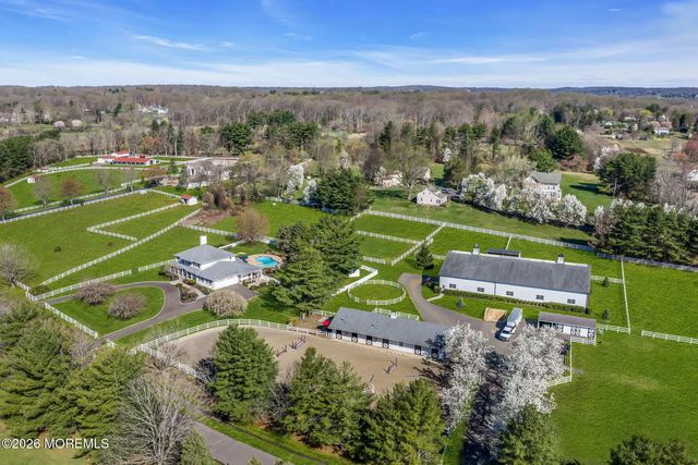 10 Paddock Lane, Colts Neck