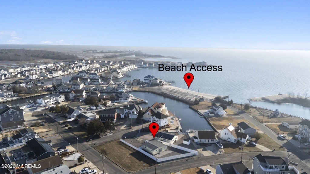 4 Drake Place, Bayville