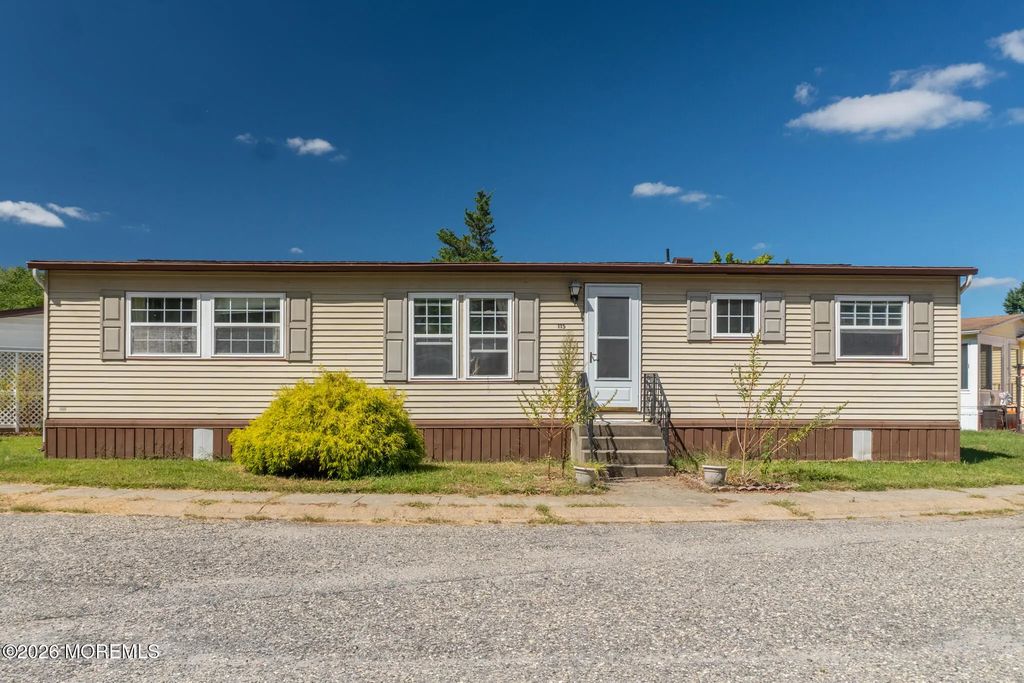 115 Douglas Drive, Jackson