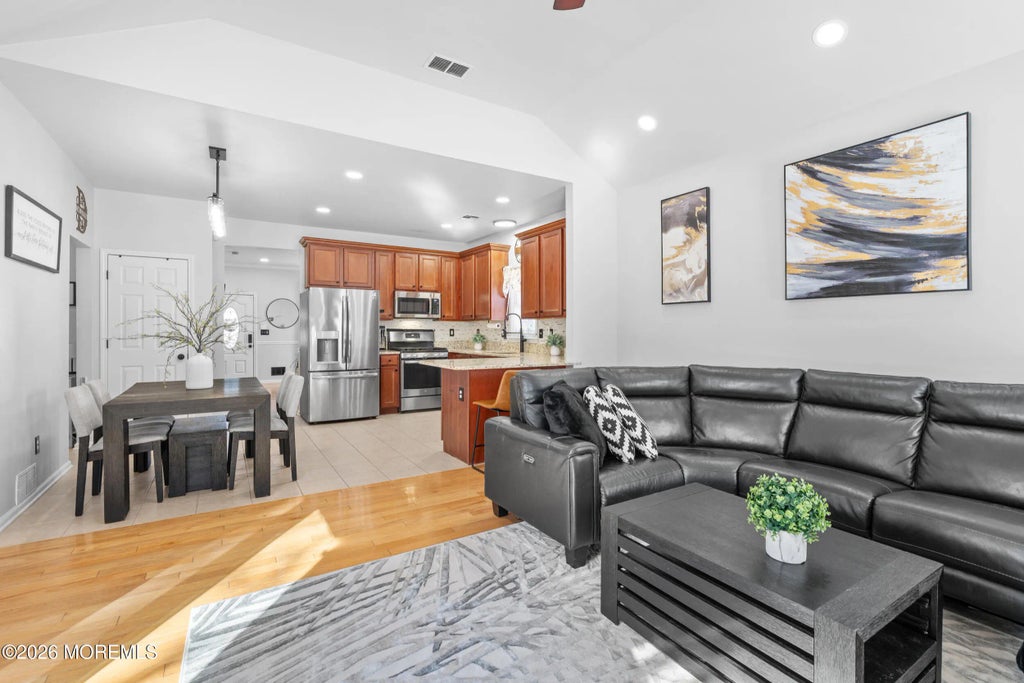 207 Lower Main Street, Matawan