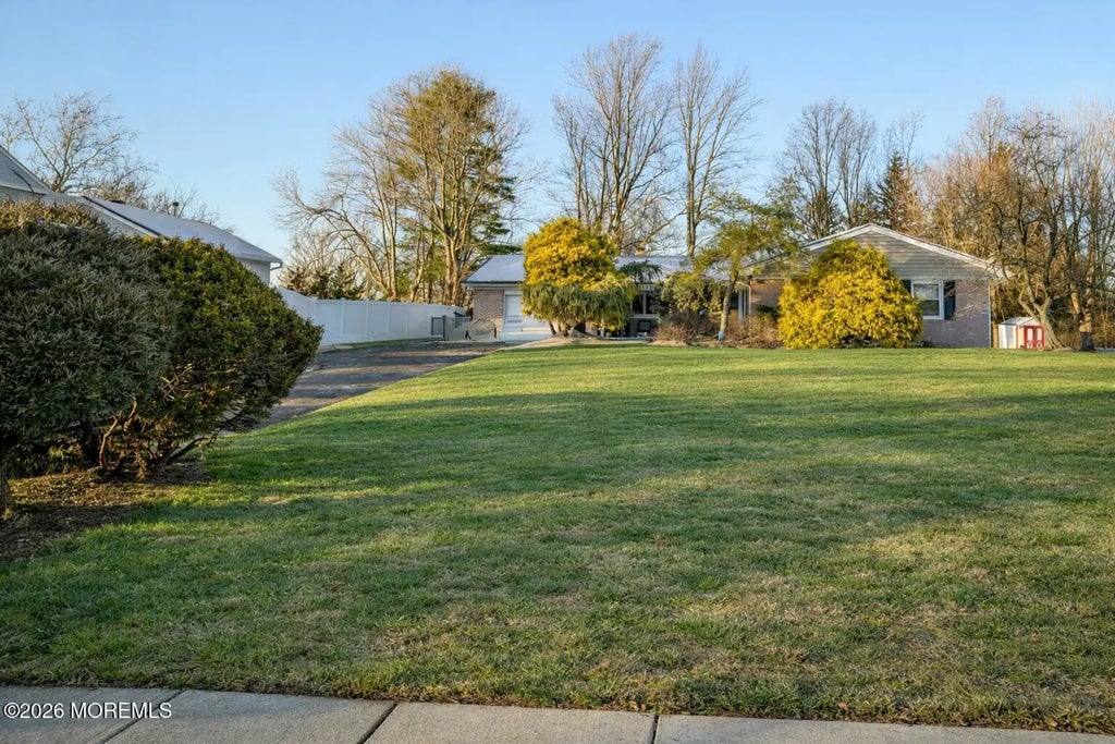 351 Taylors Mills Road, Manalapan