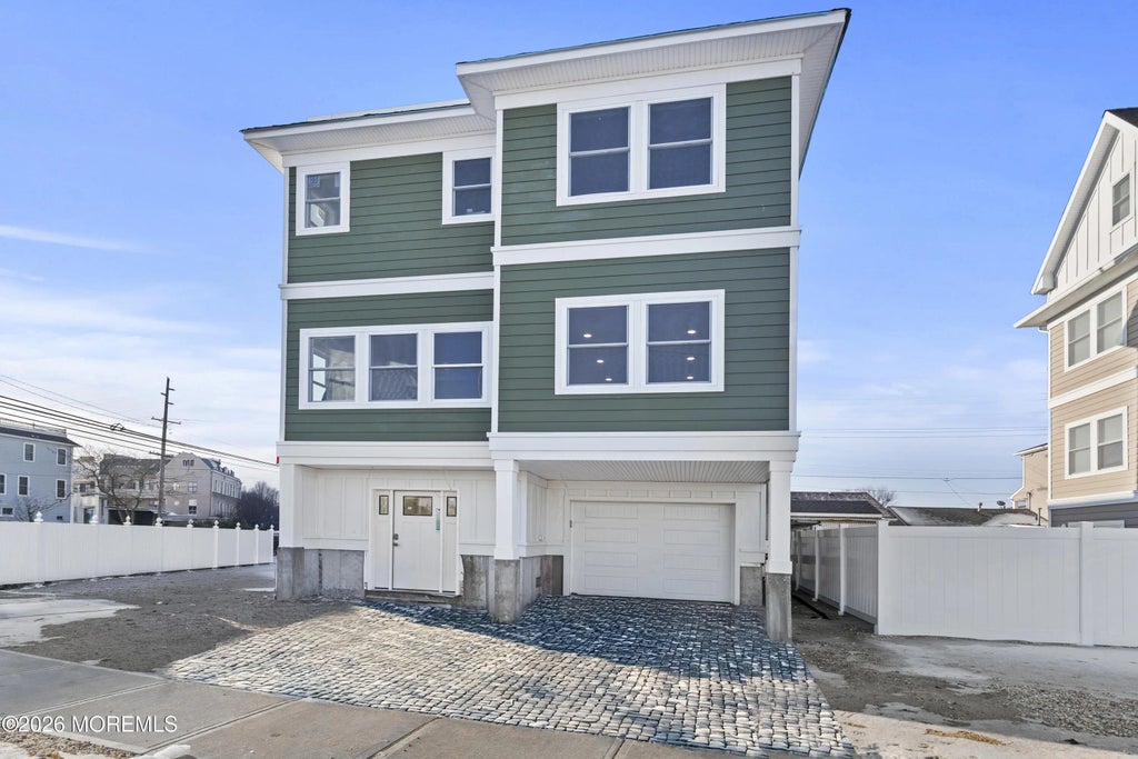 205 Dewey Drive, Ortley Beach