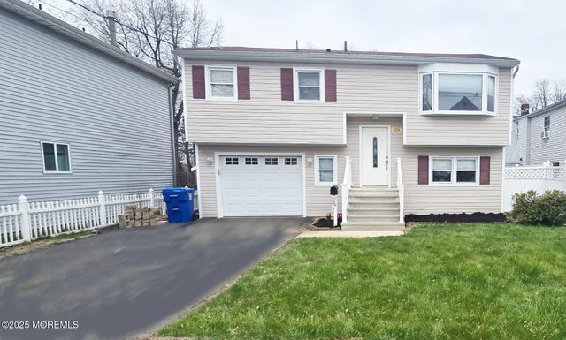 624 Hudson Avenue, Port Monmouth