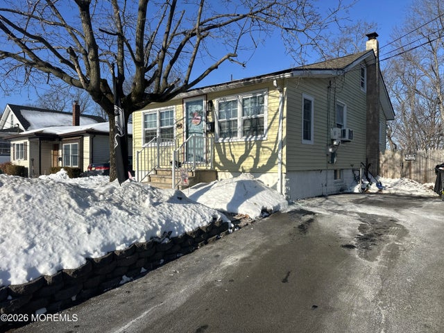 284 Washington Street, Keyport