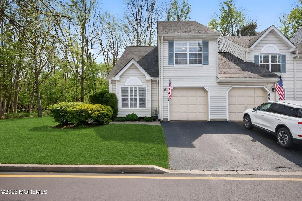 237 Century Way, Manalapan