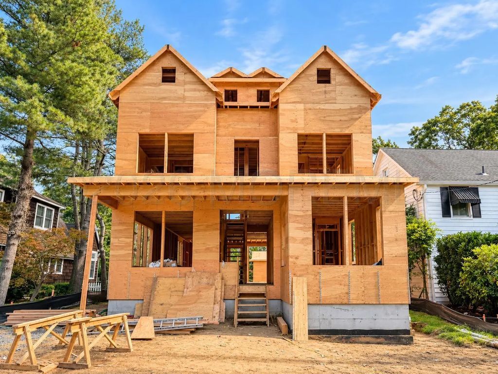 217 Pitney Avenue, Spring Lake