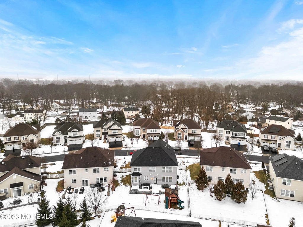 21 Dahlia Court, Piscataway Twp