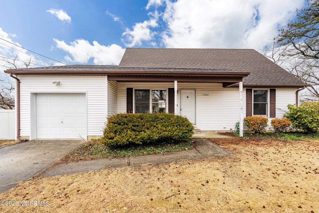 1200 Mermaid Avenue, Beachwood