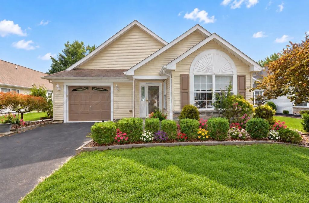 2736 Meadow Lake Drive, Toms River