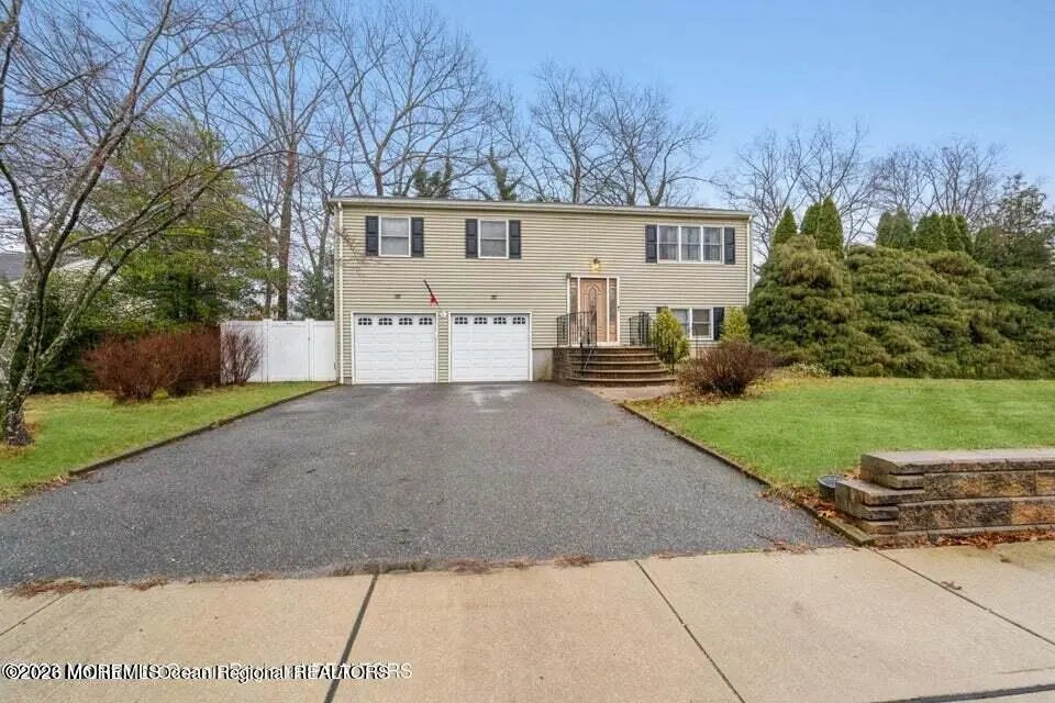 37 Pine Tree Drive, Bayville
