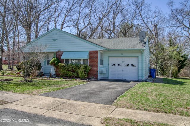29 Green Drive, Toms River