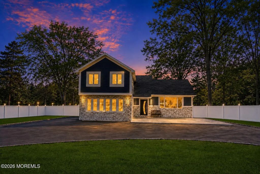 64 Stevens Road, Toms River