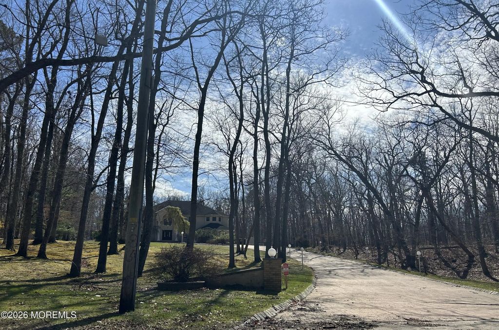 785 Green Valley Road, Jackson