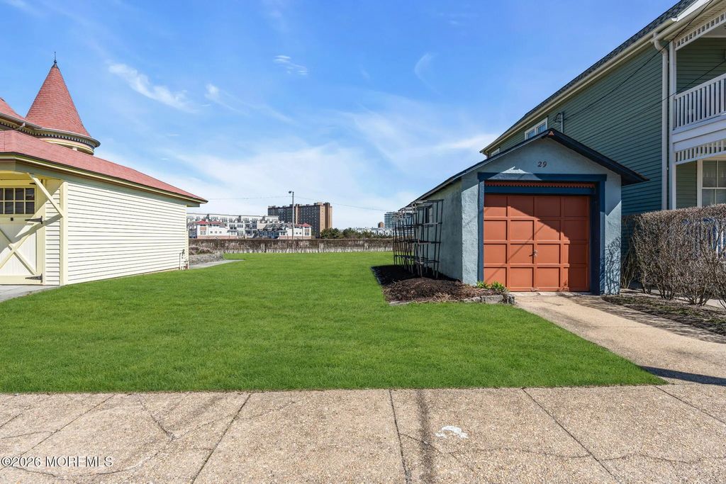 24 Lake Avenue, Ocean Grove