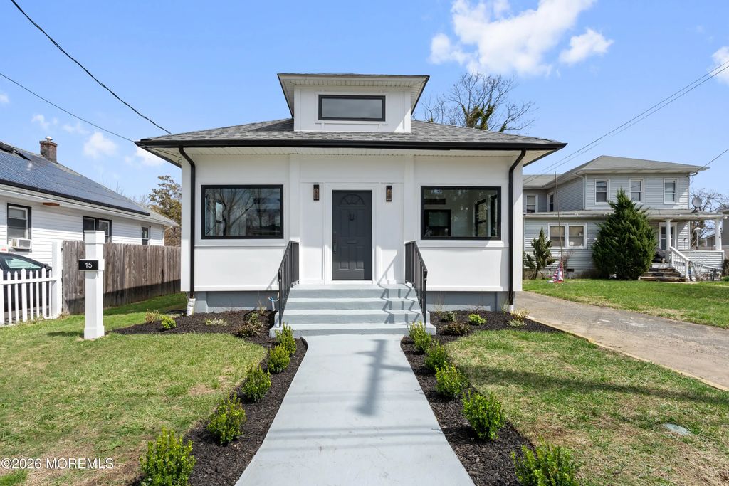 15 Eastwood Avenue, Long Branch