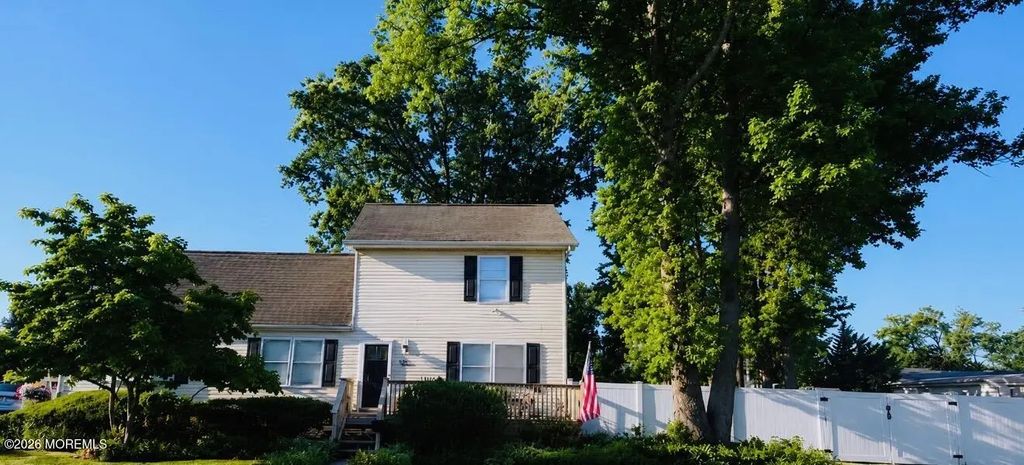 620 Morningside Avenue, Union Beach