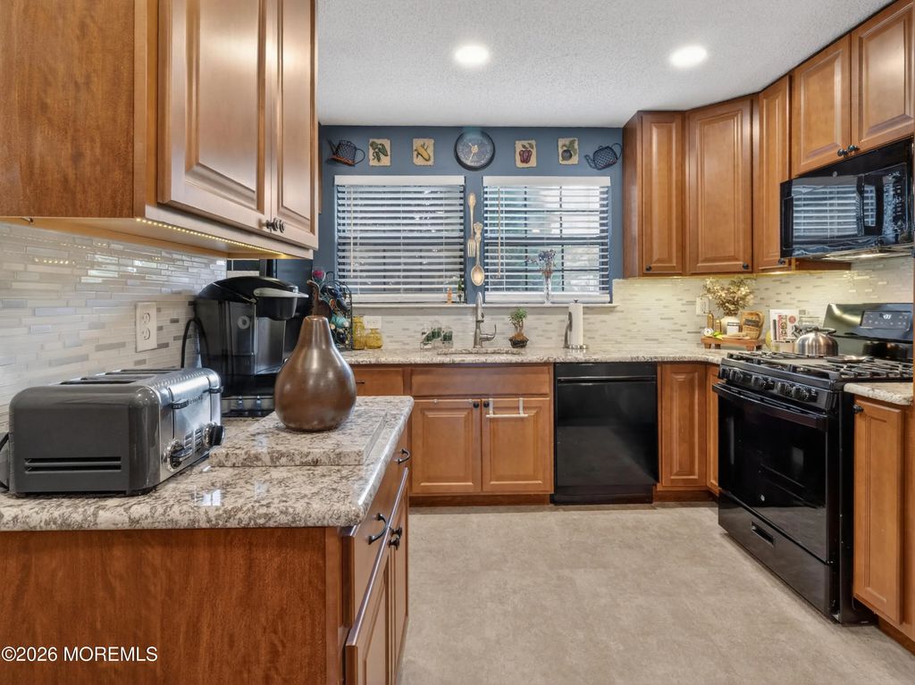 401 Daffodil Drive 401, Jackson