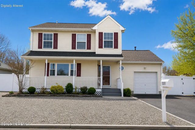 1217 Spray Avenue, Beachwood