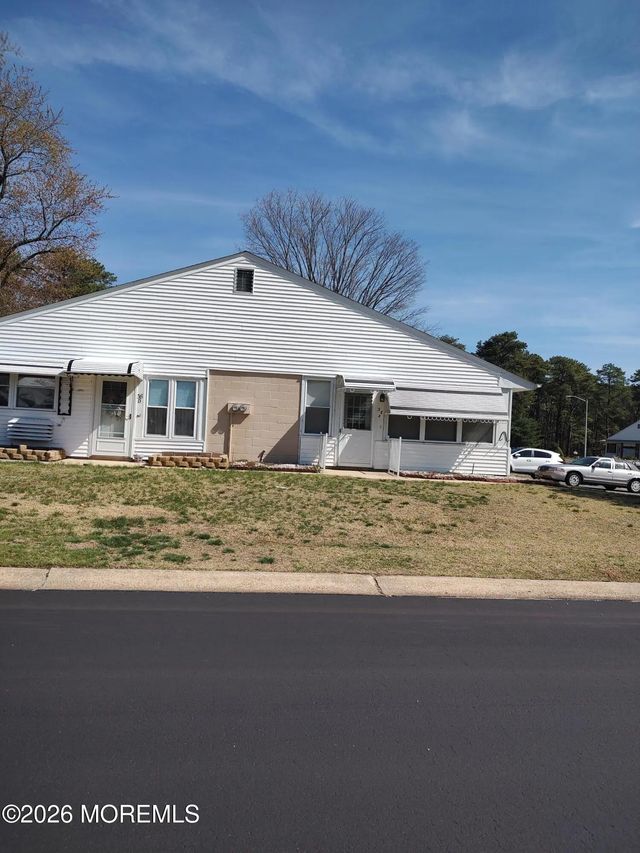 38 A Crestwood Parkway A, Manchester