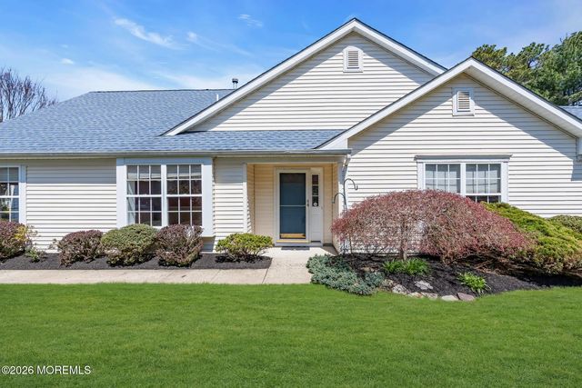 2621 Meadow Lake Drive, Toms River