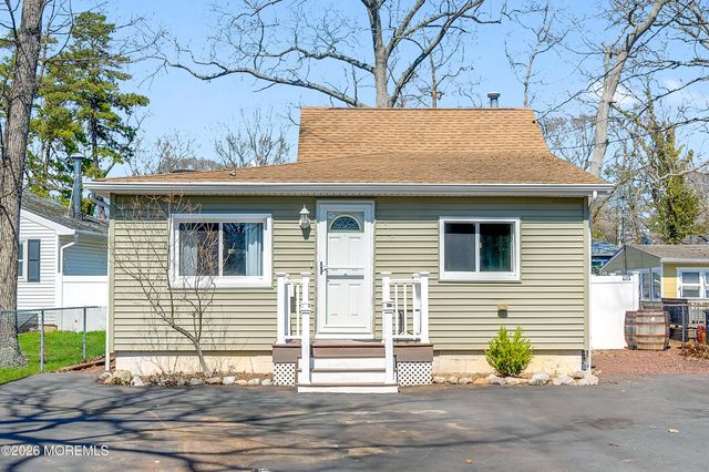 503 Elizabeth Avenue, Toms River