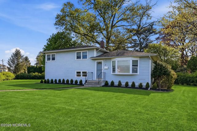 2 Hilltop Road, West Long Branch