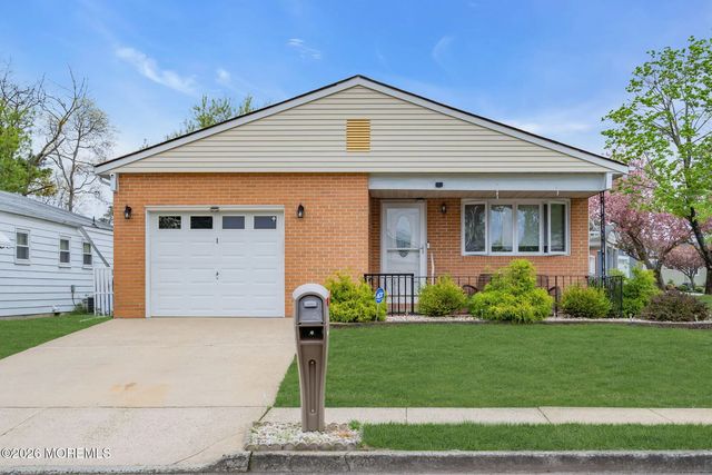 1 Speighstown Place, Toms River