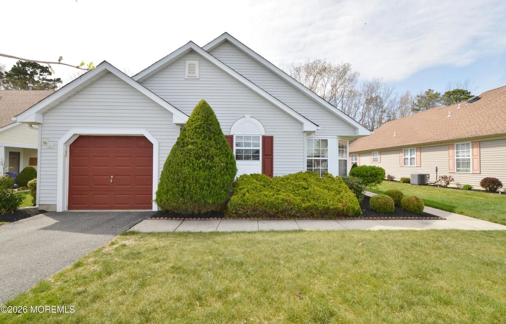 3617 Vicari Avenue, Toms River