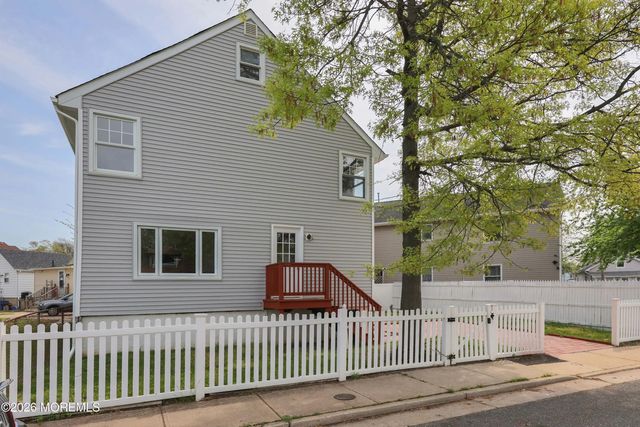 136 Raritan Avenue, Keansburg