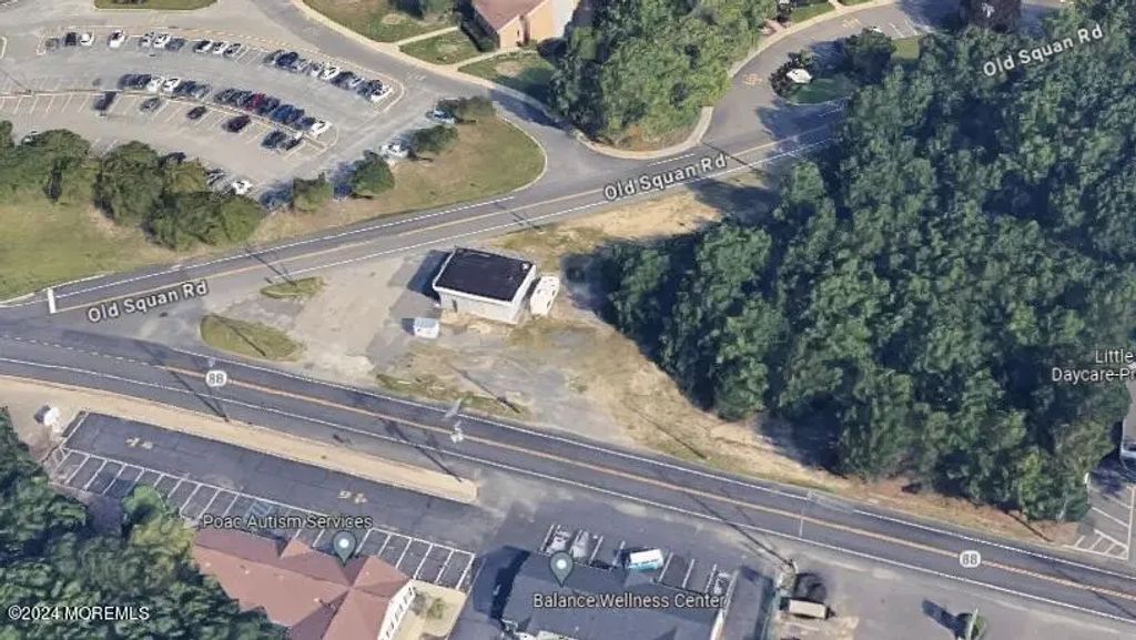 2000 Route 88, Brick