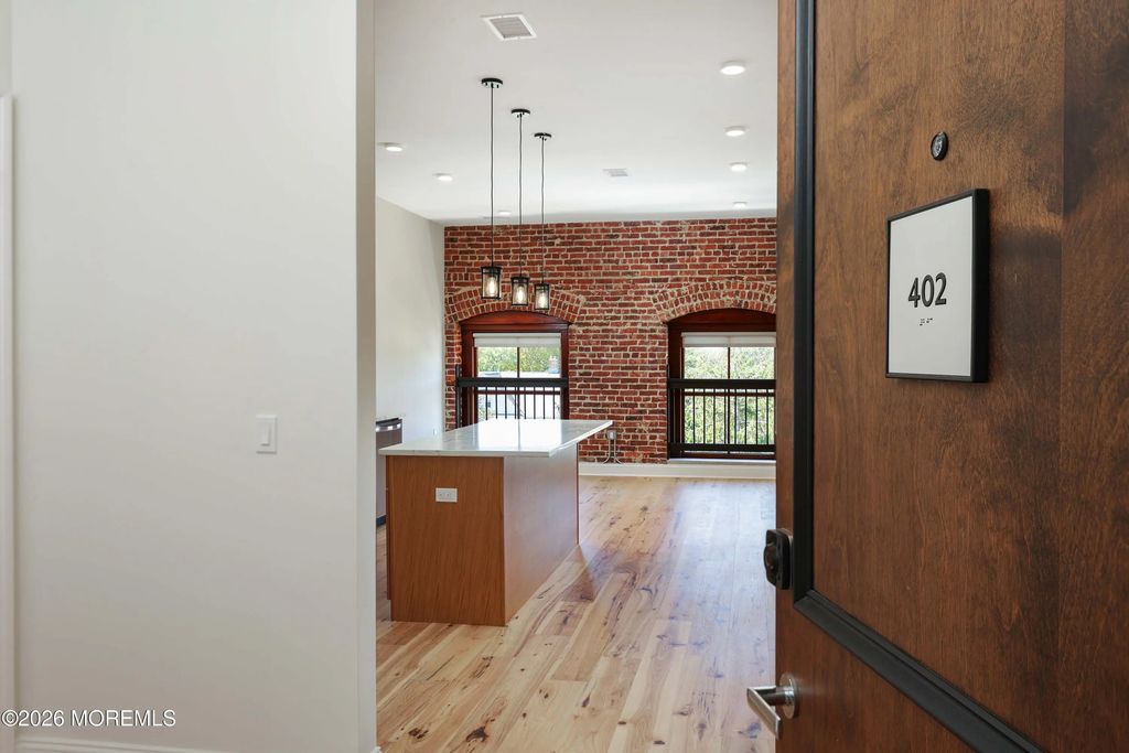 179 Chelsea Avenue 402, Long Branch