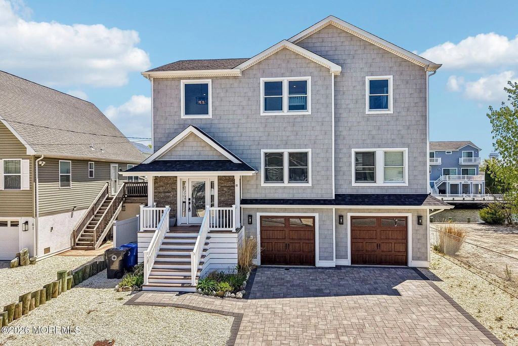 65 Sylvia Lane, Manahawkin