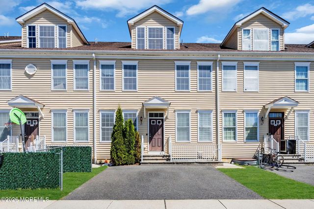21 Prague Place, Lakewood
