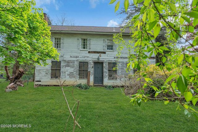 8 Church Street, Middletown