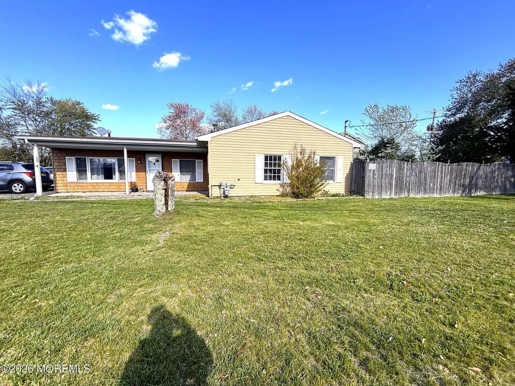 1005 Beach Boulevard, Forked River
