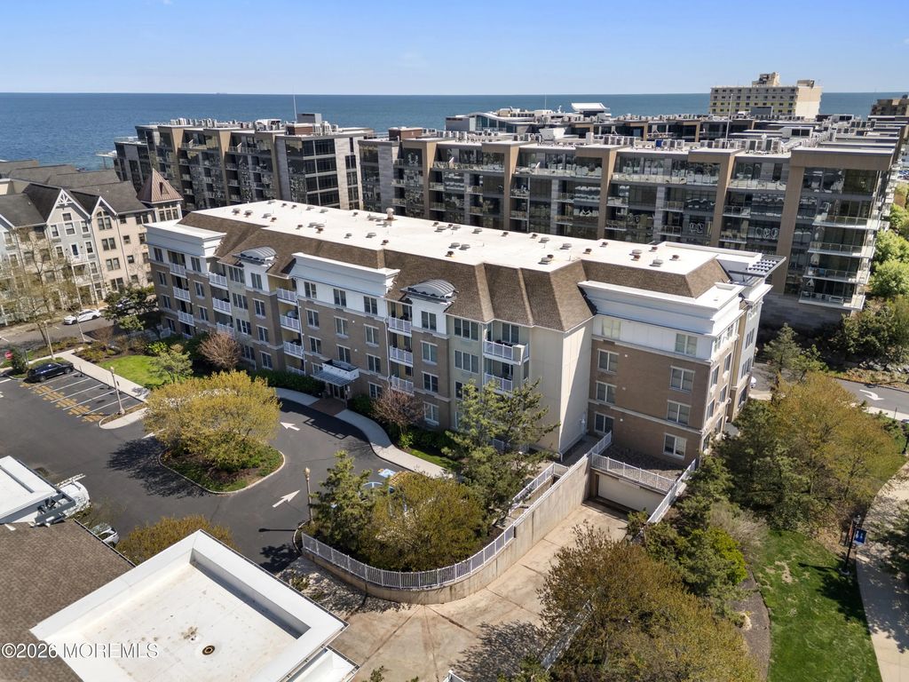 55 Melrose Terrace 407, Long Branch