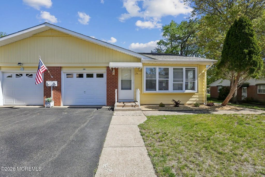 3 Raleigh Drive B, Whiting