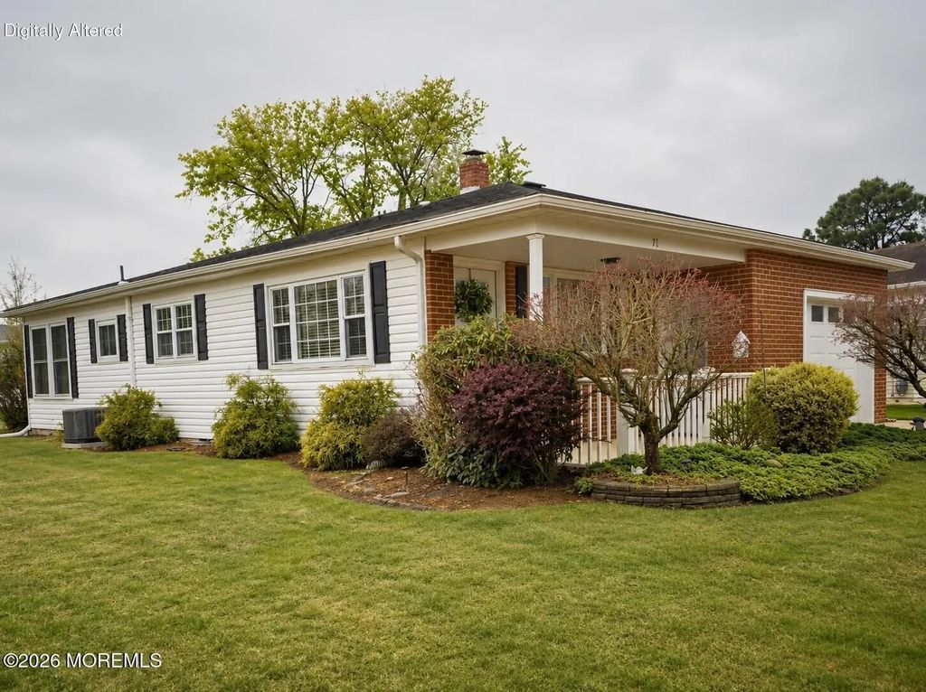 71 Bimini Drive, Toms River
