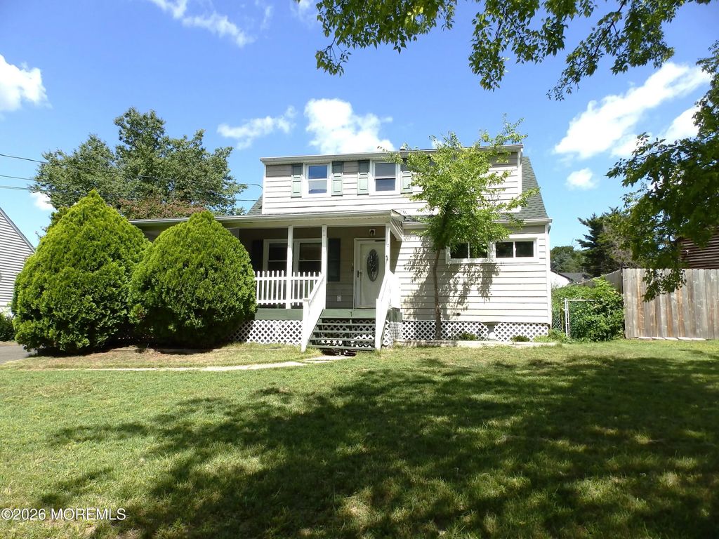 10 Fairway Drive, Toms River