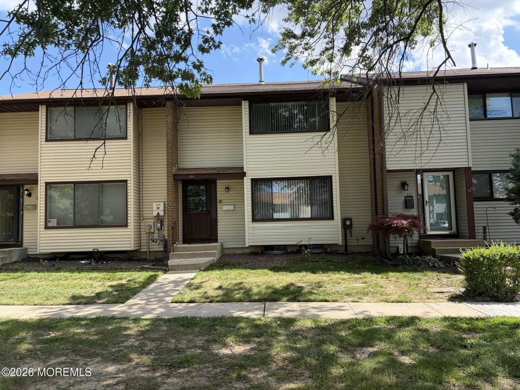 336 Bolton Road, East Windsor