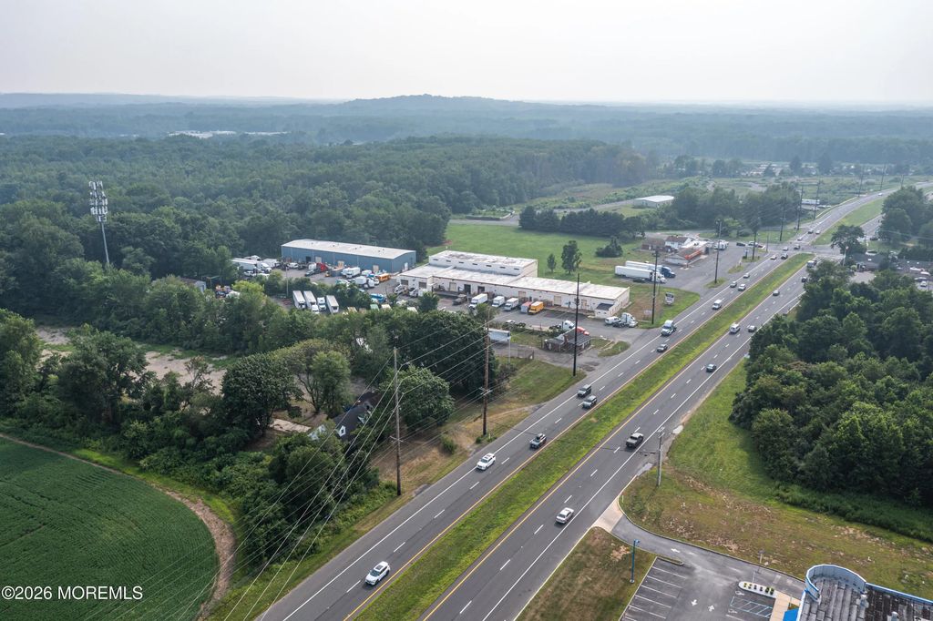 663 Route 33, Millstone